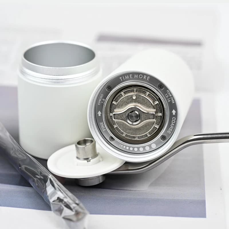 مطحنة قهوة يدوية TIMEMORE Chestnut C3، محمولة، مطحنة إسبريسو يدوية، شفرة S2C داخلية مع محمل مزدوج - 3