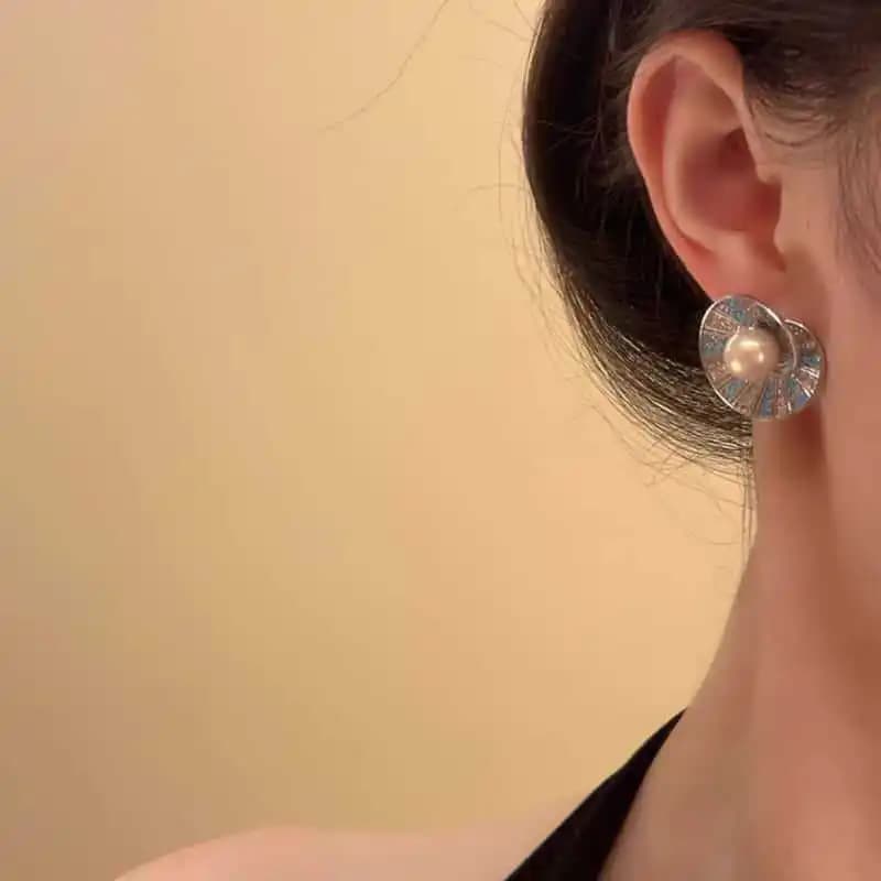 Vintage Elegant Blue Crystal Shell Pearl Conch Shape Stud Earrings for Women Fashion Simple Geometry Round Jewelry Party Gift - 2