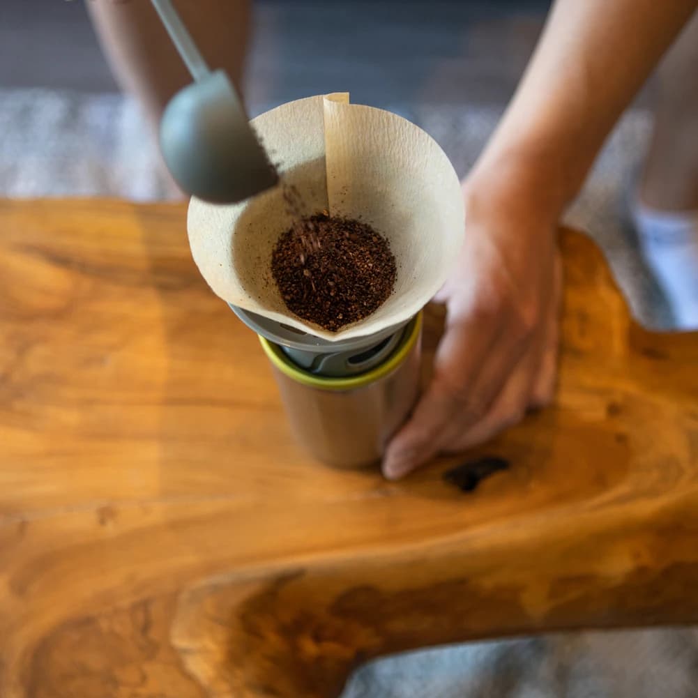 إبريق قهوة WACACO Cuppamoka - صانع قهوة بالتنقيط محمول مع 10 فلاتر ورقية مخروطية - صانع قهوة من الفولاذ المقاوم للصدأ - 4