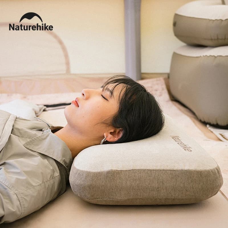 وسادة نوم مريحة من الفوم المرن من Naturehike، وسادة مربعة محمولة للتخييم والسفر، سهلة التخزين - 2