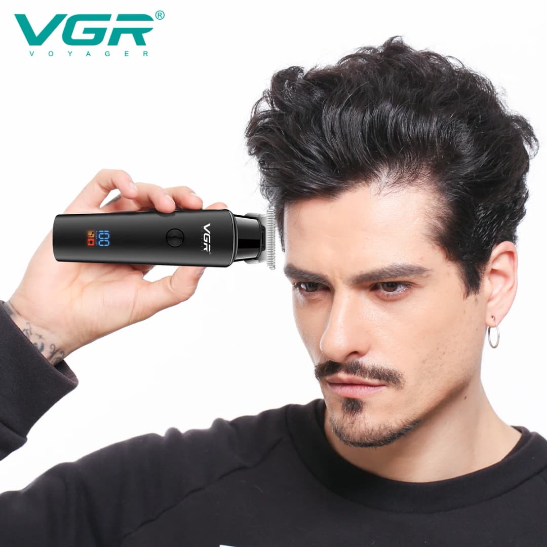 ماكينة تشذيب شعر VGR احترافية، كهربائية لاسلكية، قابلة للشحن مع شاشة LED موديل V937 - 6