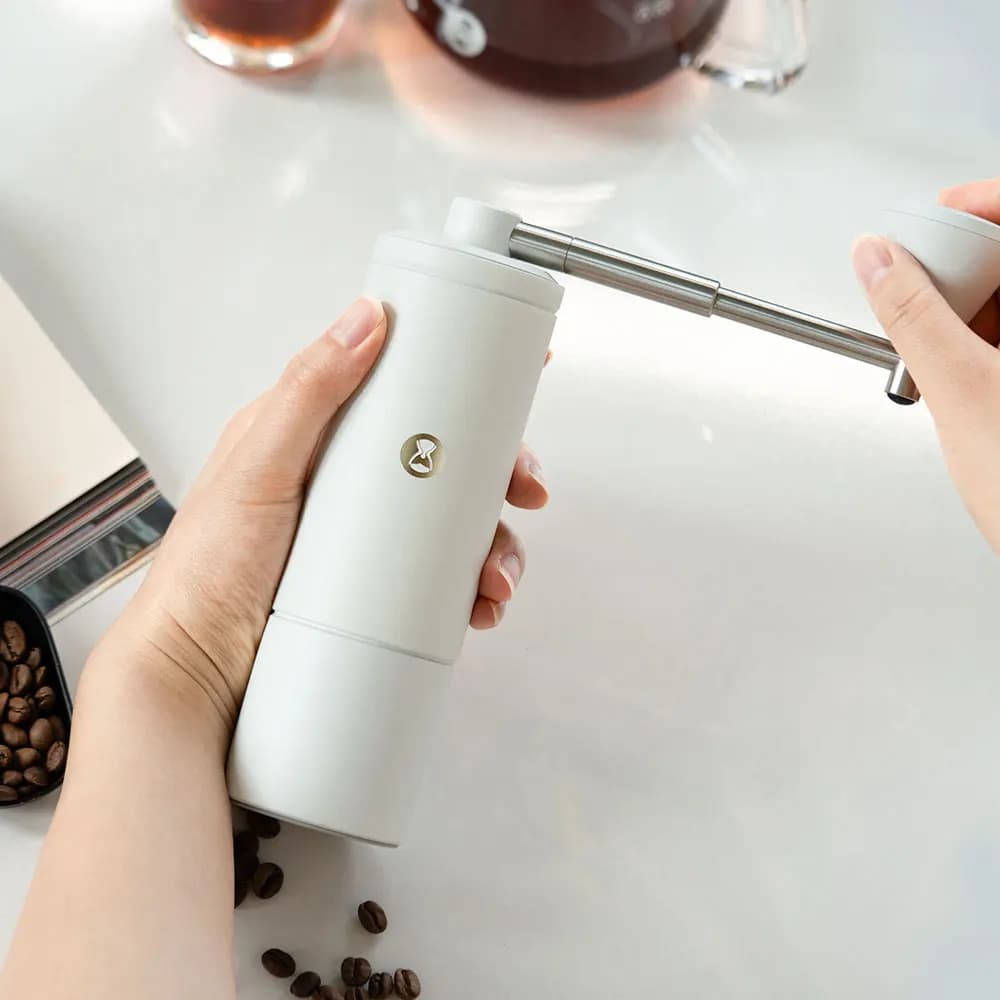 مطحنة قهوة يدوية TIMEMORE Chestnut C5 ESP PRO، شفرة قابلة للتعديل من الفولاذ، مع فرشاة تنظيف، محمولة للاستخدام الخارجي - 5