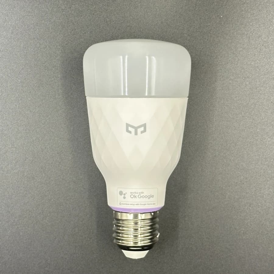 يي لايت لمبة LED ذكية متعددة الألوان M2 لمبة RGB E26/E27 اتصال بلوتوث 6500K تحكم صوتي 1000 لومن تعمل مع أوكي جوجل - 2