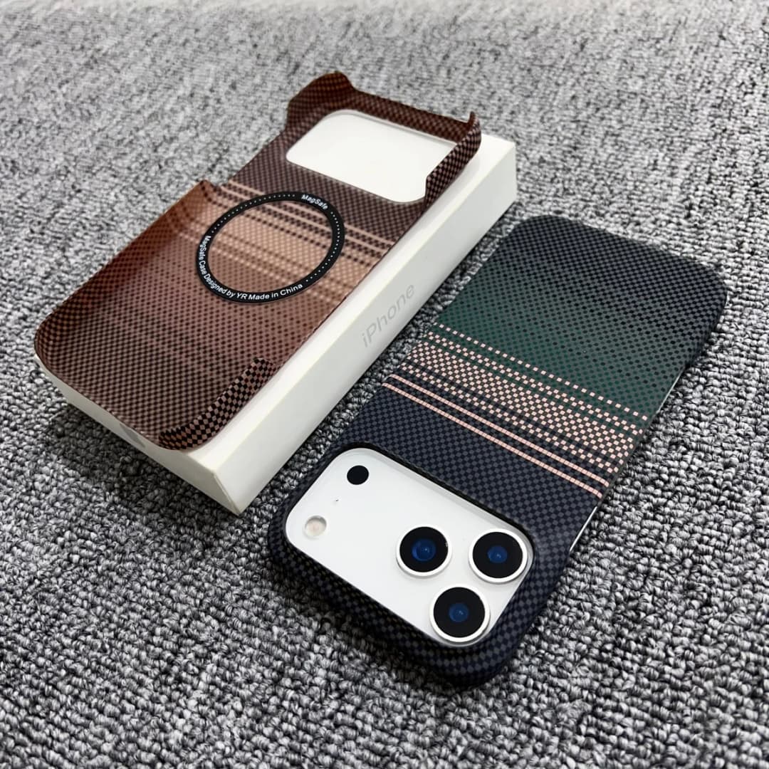 غطاء مغناطيسي رقيق بدون إطار من ألياف الكربون مع تصميم غروب الشمس، مناسب لهواتف iPhone 17 Air و16 Plus و15 و14 و13 و12 Pro Max، غطاء مقاوم للصدمات - 2
