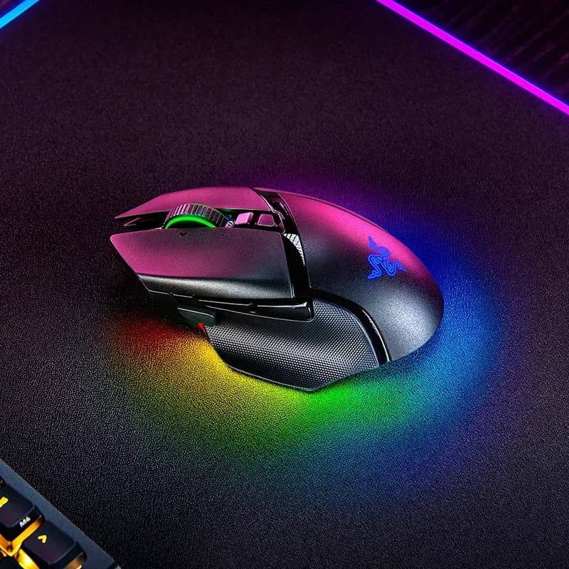 ماوس الألعاب Razer Basilisk V3 Pro، 30000 DPI، 11 زر قابل للبرمجة، مستشعر بصري FOCUS PRO 30K، 13 منطقة إضاءة متغيرة - 3