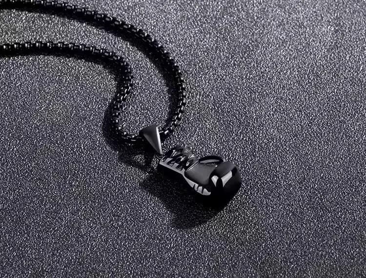 قلادة قفازات ملاكمة بلون موحد مجوهرات رجالية رياضية عصرية قلادة هيب هوب قفازات ملاكمة سوداء - 5