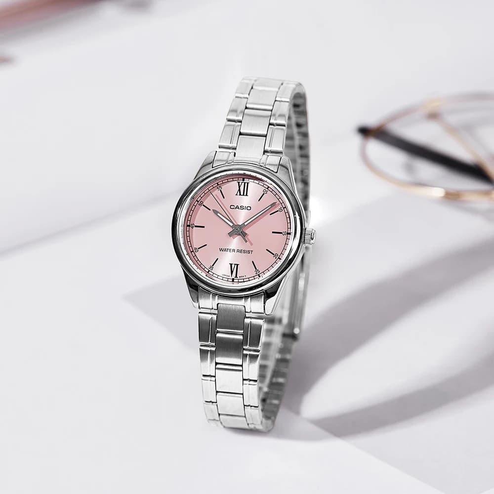 Casio Women's Quartz Watch with Steel Strip Fashion Timepiece for Stylish Accurateness LTP-V005D-4B2/7B2 - 2