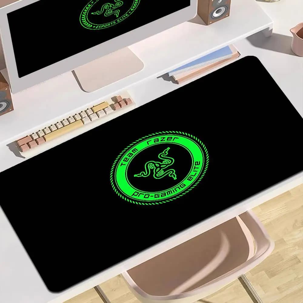 لوحة ماوس Razer Logo 80x30 سم XL سميكة بحواف مقفلة ولوحة مفاتيح ألعاب كبيرة وحصيرة طاولة لغرف الفتيات المراهقات - 3