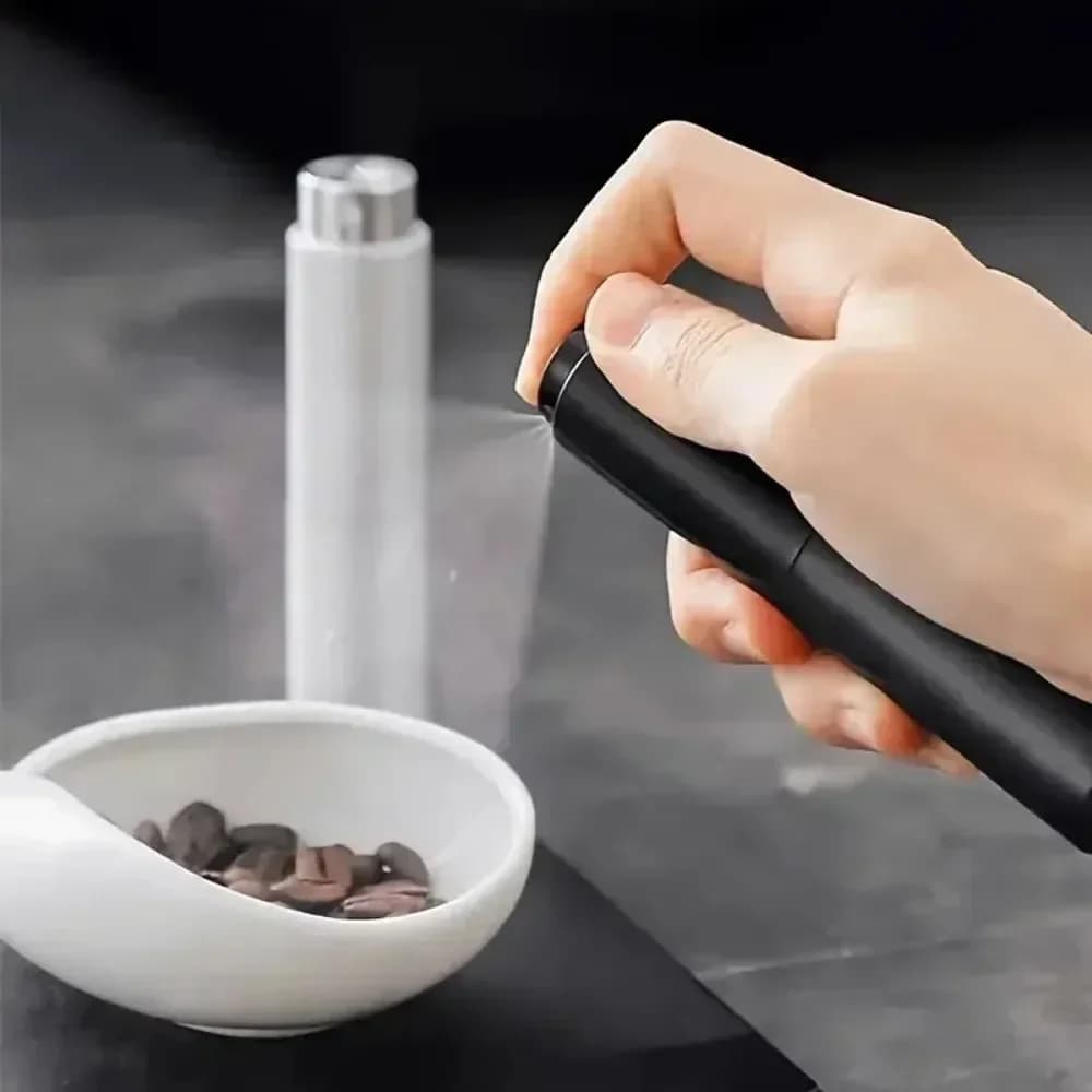 1 قطعة زجاجة رذاذ حبوب قهوة محمولة دوارة مضادة للكهرباء الساكنة 10 مل طحن دقيق مثالية لمحبي القهوة - 6