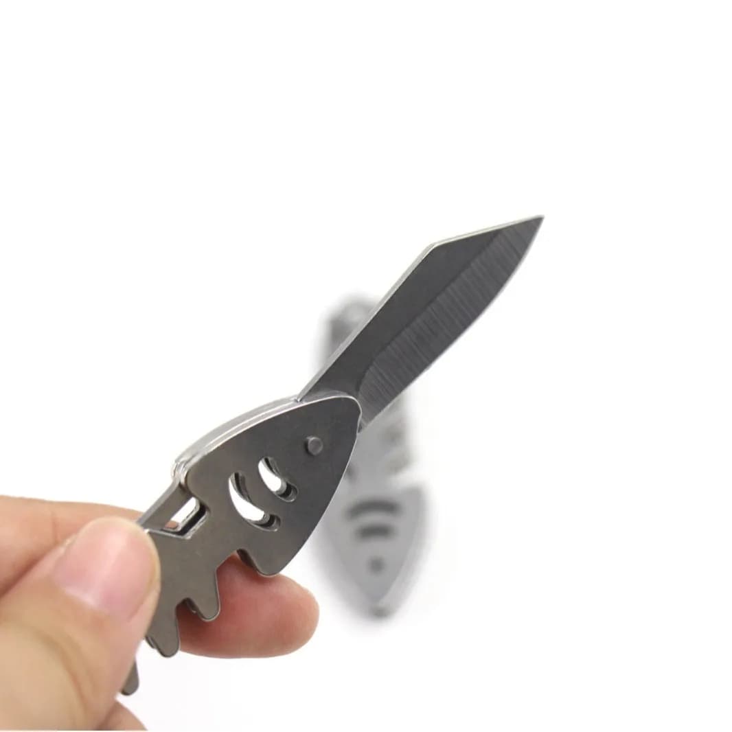 Mini Outdoor Folding Knife Creative Fish Bone Unboxing Portable Pocket Keychain Stainless Steel Tactical EDC Tool Cutter Pendant - 4