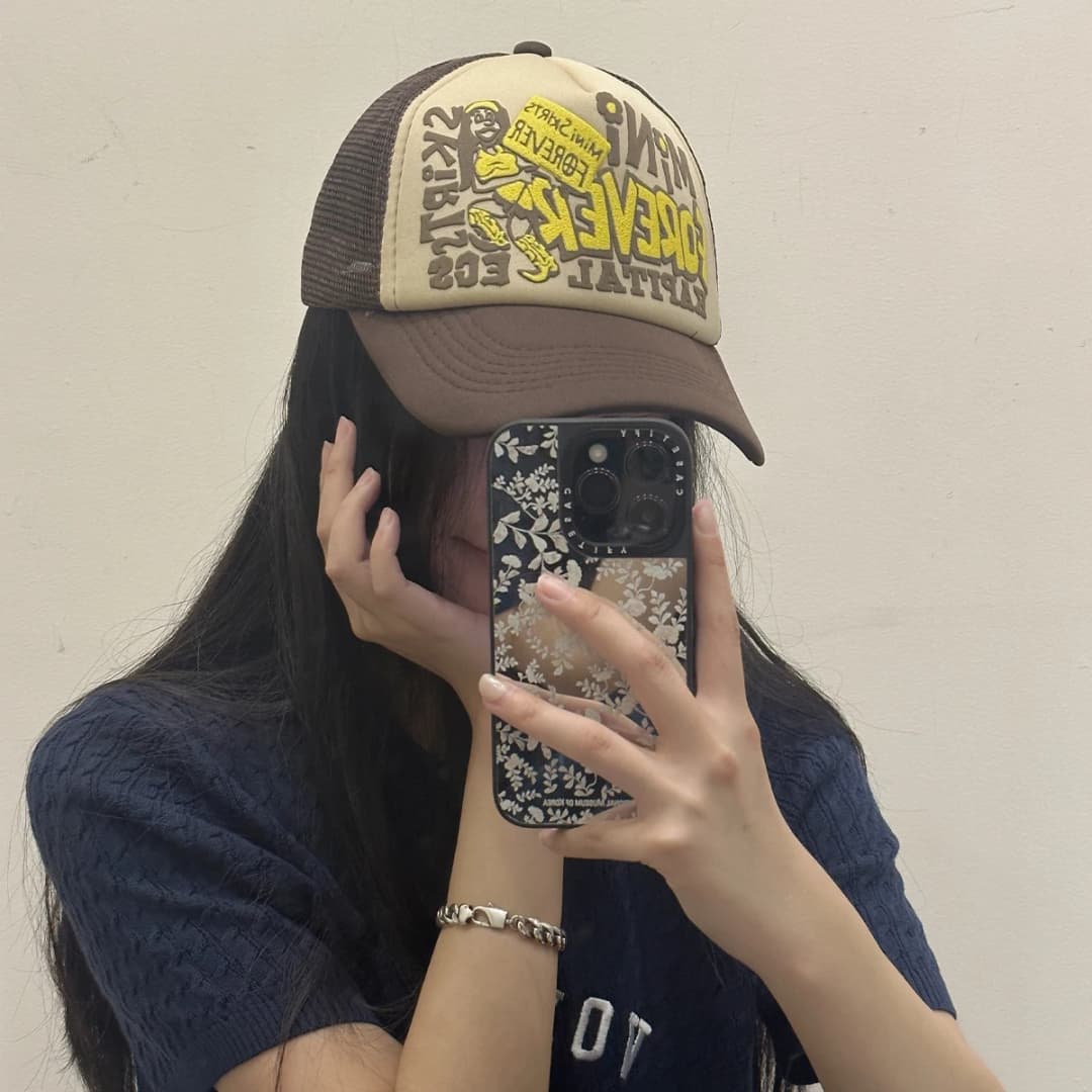 New Unisex American Style Graffiti Printed Letters Baseball Hats Sunshade Color Block Breathable Hip-hop Trucker Caps Versatile - 2