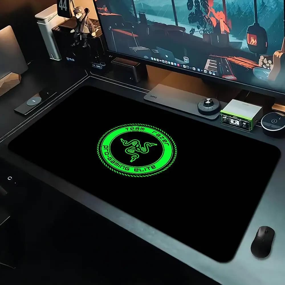 لوحة ماوس Razer Logo 80x30 سم XL سميكة بحواف مقفلة ولوحة مفاتيح ألعاب كبيرة وحصيرة طاولة لغرف الفتيات المراهقات - 5