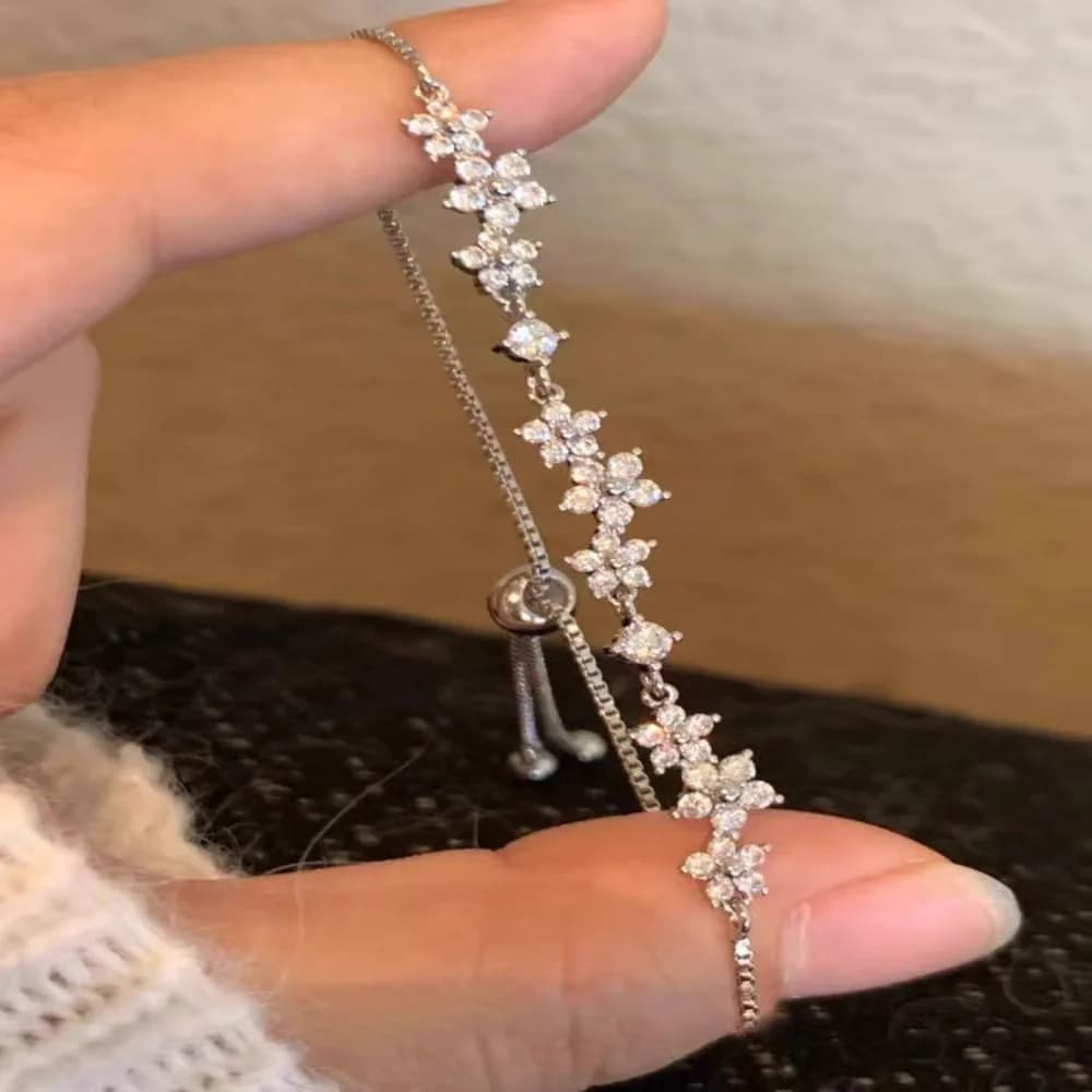 سوار من سبيكة الزنك، سوار زهرة زركون متلألئة، سوار يدوي الصنع من السبائك للارتداء اليومي، إكسسوارات موضة للحفلات - 5