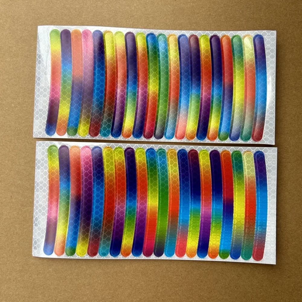 ملصقات تحذيرية عاكسة مضادة للتصادمات لدراجة نارية السيارة، عجلات الدراجة، ملحقات تزيين السيارة بالليزر بسبعة ألوان - 4