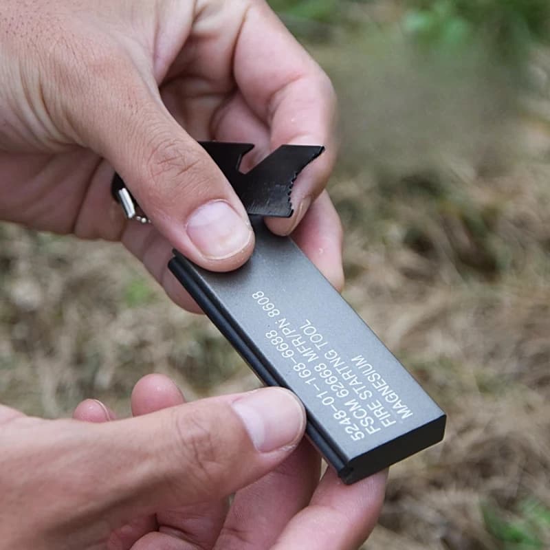 عصا مغنيسيوم جديدة مقاومة للماء مع حجر صوان وفولاذ، عدة بدء نار أساسية للتخييم والبقاء - 4