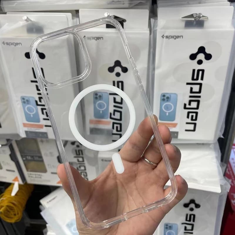 غطاء Spigen Ultra Hybrid MagFit TPU المضاد للاصفرار لـ iPhone 12 13 14 15 16 17 Pro Max 16Plus 17 Air متوافق مع Magsafe