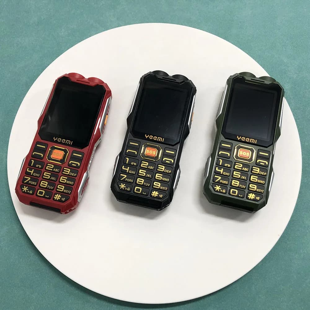 هاتف YEEMI Q8 جي إس إم 2G متين ببطارية كبيرة ومصباحين 2.4 بوصة شاشة HD ثنائي الشريحة أزرار كبيرة - 3