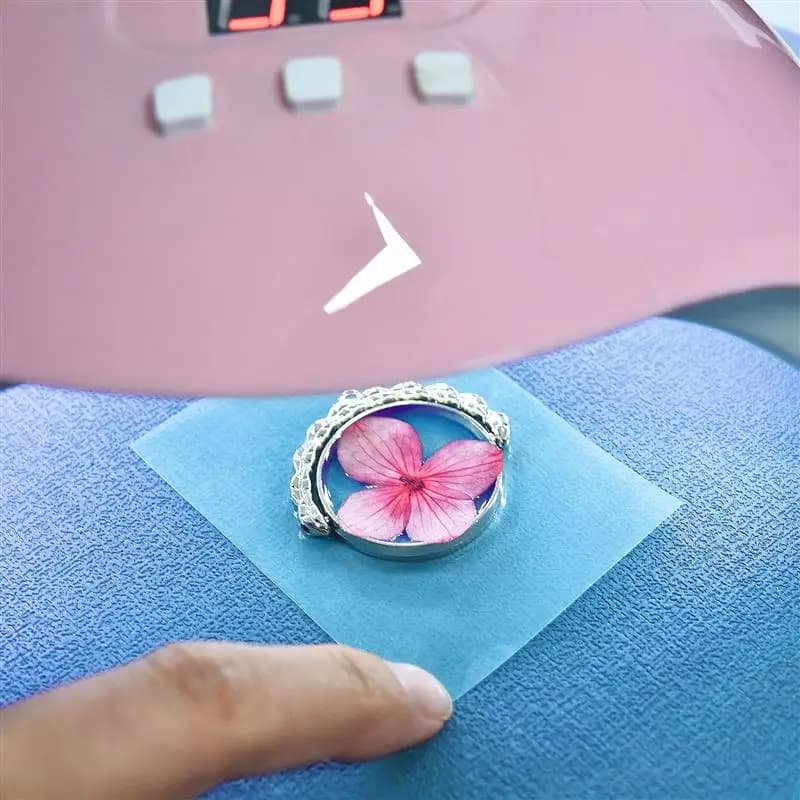 غراء راتنج UV شفاف 20 جرام/50 جرام لمستلزمات صناعة المجوهرات اليدوية، سريع الجفاف مع قلم UV لمشاريع الديكور والحرف اليدوية - 4