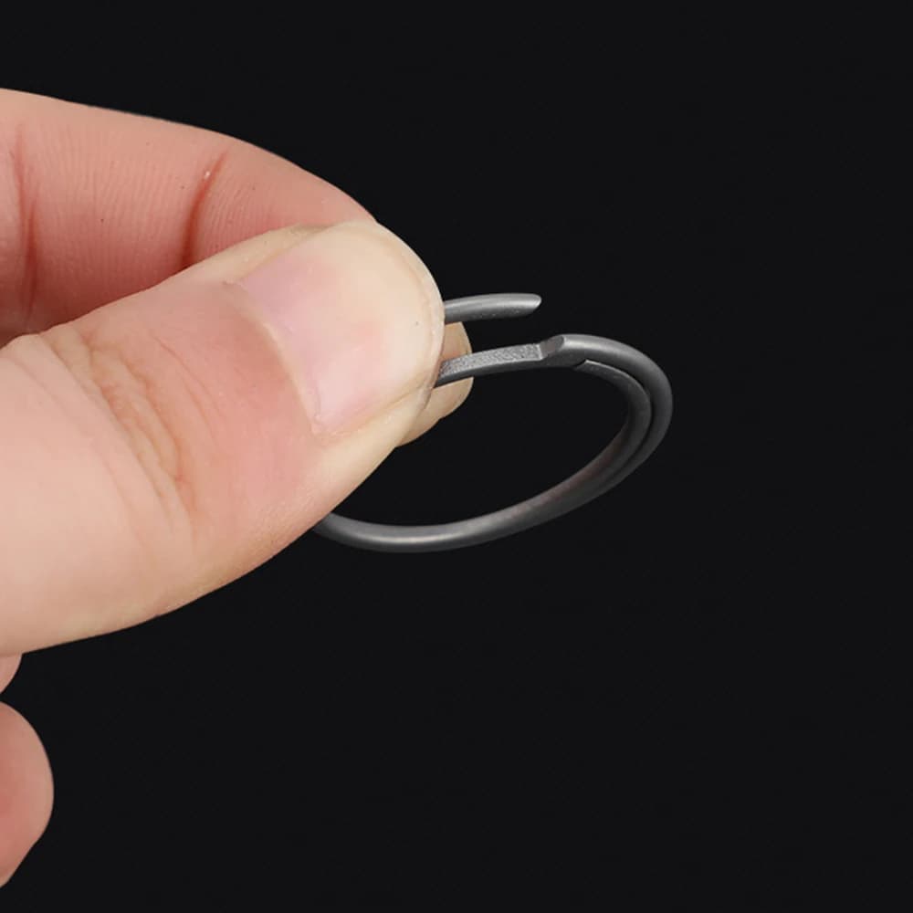 DIY Car Keychain Pendant Rings for Male Gift Durable Titanium Alloy Key Rings Super Lightweight Keychains Outdoor Buckle Rings - 2