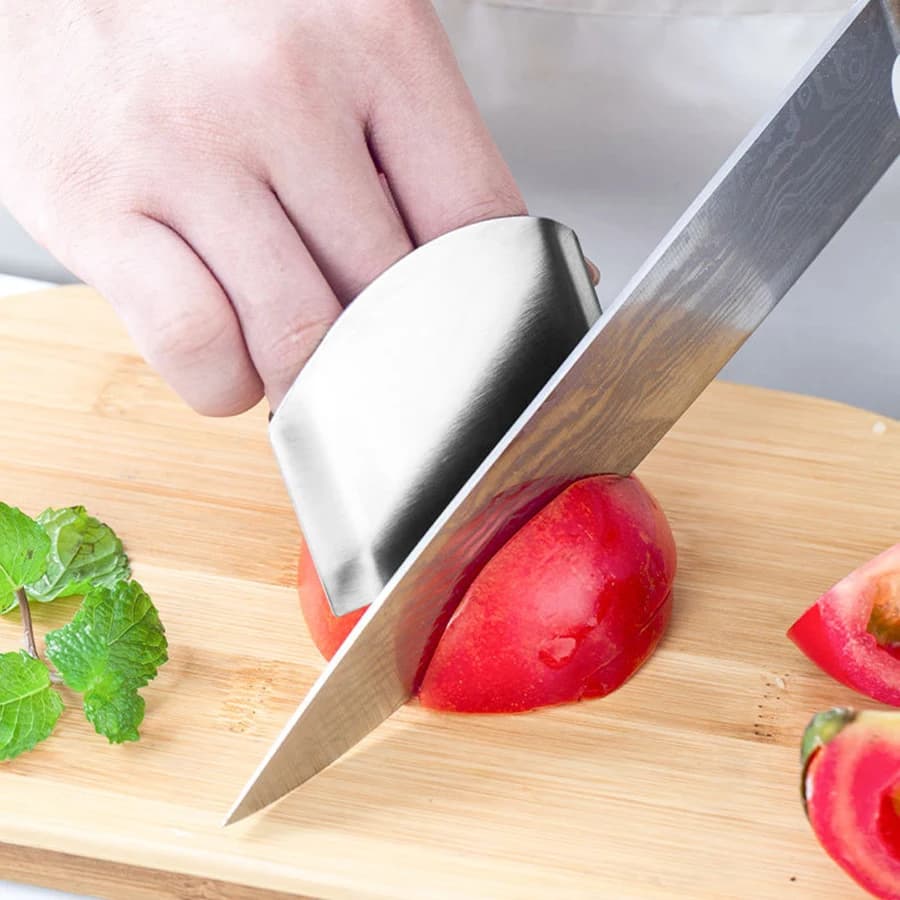 Stainless steel finger protector Cutting meat and vegetables finger safety fingerboard multi-functional kitchen tool accessories - 4
