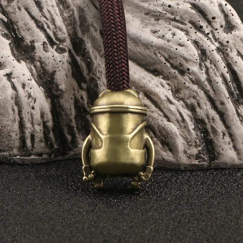 Hot Movie Character Big Eyes Figurines EDC Knife Beads Brass DIY Paracord Charms Accessories Outdoor Tool Woven Lanyard Pendants - 4