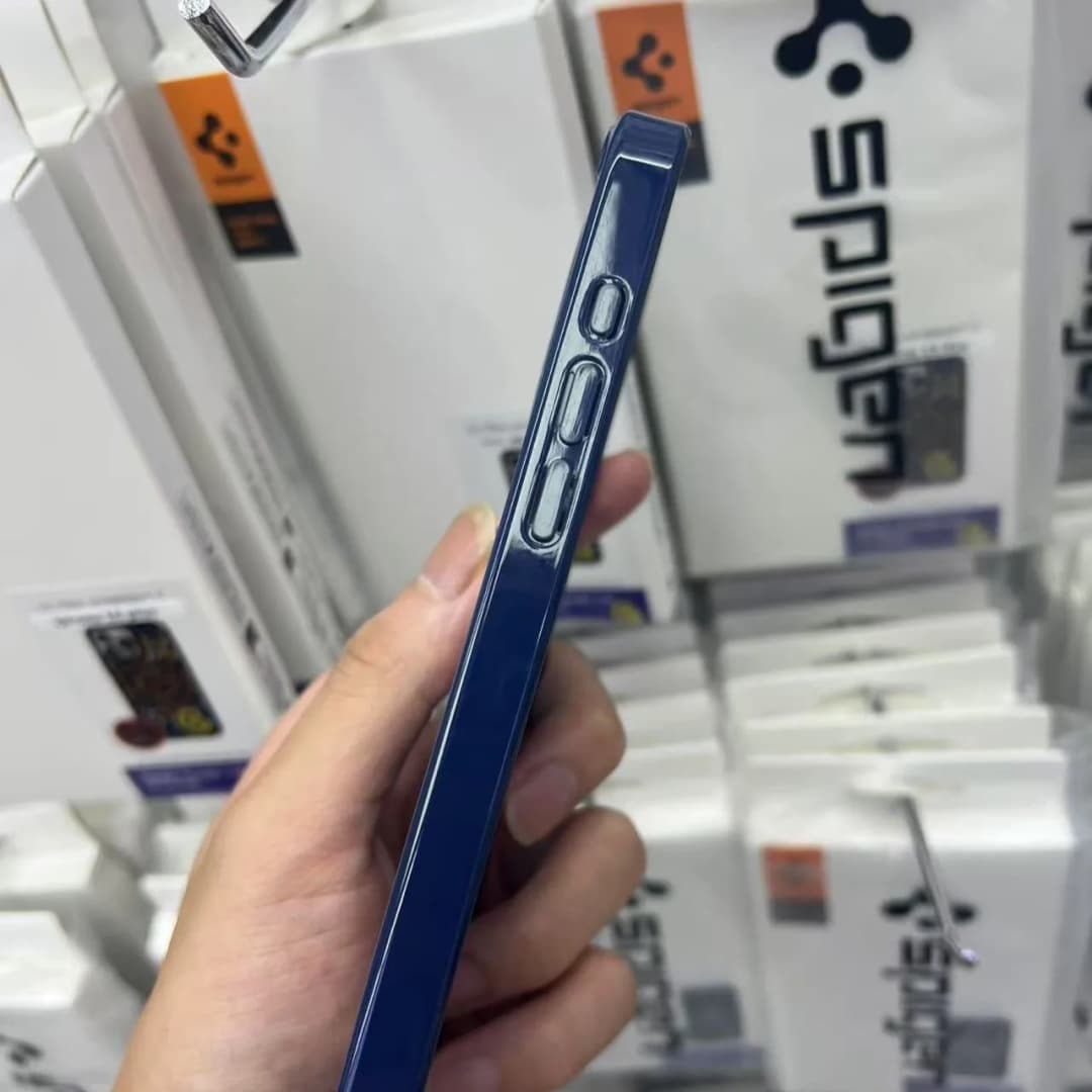 غطاء رسمي Spigen C11 Series لهواتف iPhone 16 15 14 13 Pro Max Plus شحن لاسلكي مغناطيسي غطاء مات - 5