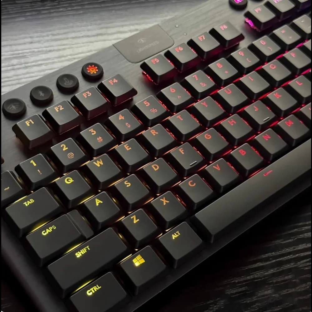 Logitech Keycaps for G915/G913/G913tkl/G813TKL Mechanical Keyboard Translucent 111 Keys US Version Includes ISO Keys - 2