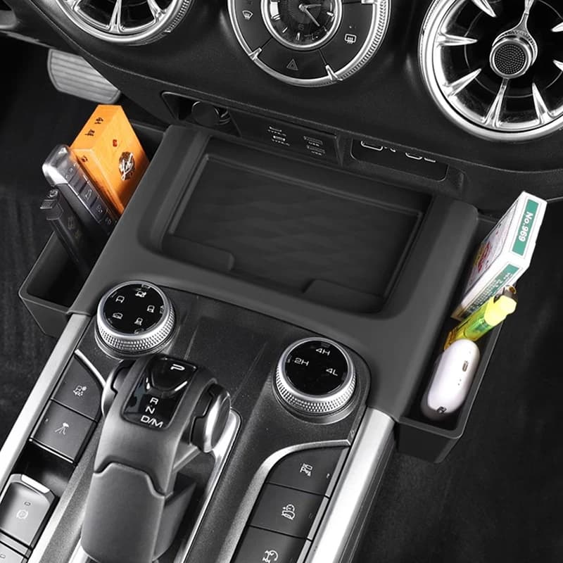 لسيارة Great Wall TANK 300 هايبرد وحدة تحكم مركزية شحن لاسلكي وسادة سيليكون صندوق تخزين إكسسوارات داخلية معدلة - 2