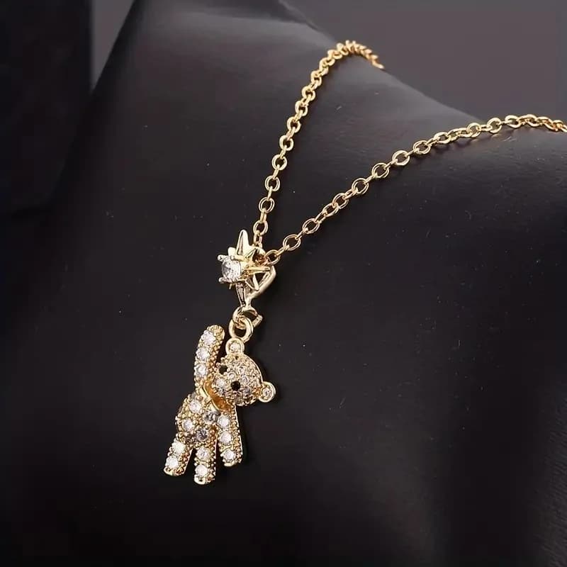 New Fashion Sparkly Cute Bear Pendant Necklaces for Women Trendy Exquisite Clavicle Chain Jewerly Girls Birthday Gift