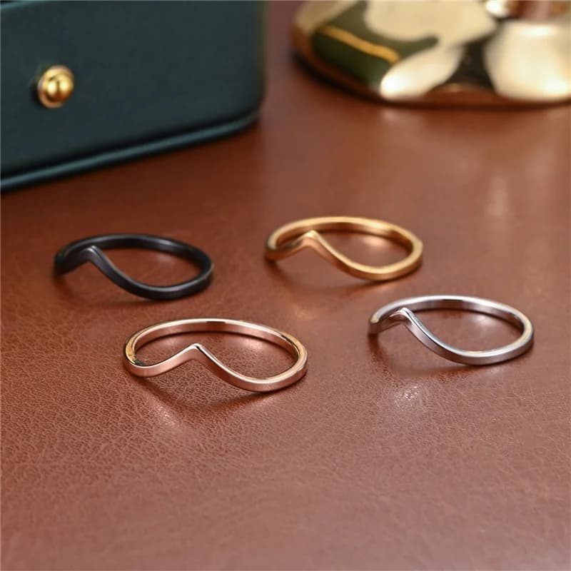 خواتم رفيعة قابلة للتركيب من الفولاذ المقاوم للصدأ، خواتم V Chevron للنساء والفتيات، مجوهرات بسيطة، مقاس 5-11 - 3