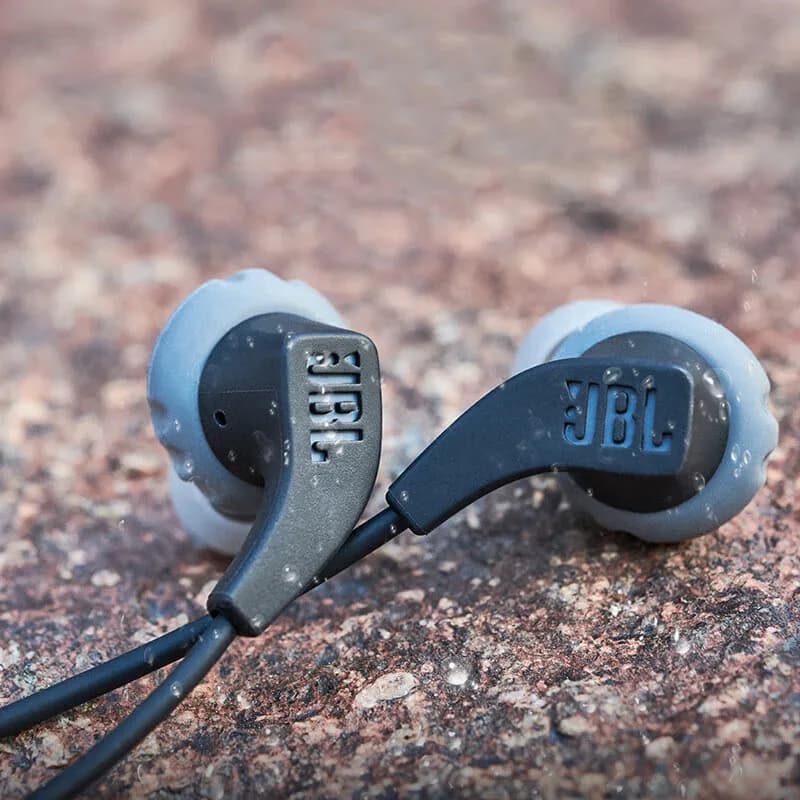 سماعات أذن JBL ENDURRUN 2 مرخصة رسميًا، ميكروفون مدمج، سماعات رأس سلكية للألعاب الرياضية، مقاومة للماء، باس قوي - 3