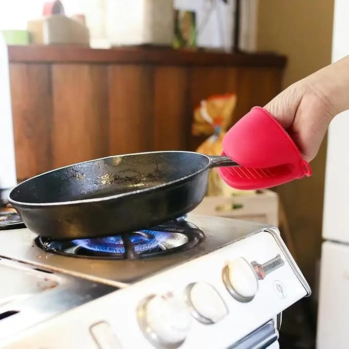 قفازات فرن من السيليكون من WXCOO زوجان مقاومة للحرارة قفازات فرن صغيرة حامل أواني ساخنة للمطبخ والطهي والخَبز - 3