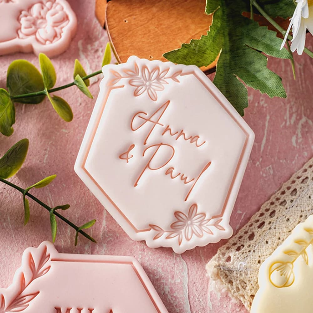قالب تقطيع كعك الزفاف وأعياد الميلاد مع نقش البركة - أداة خبز يدوية - 4