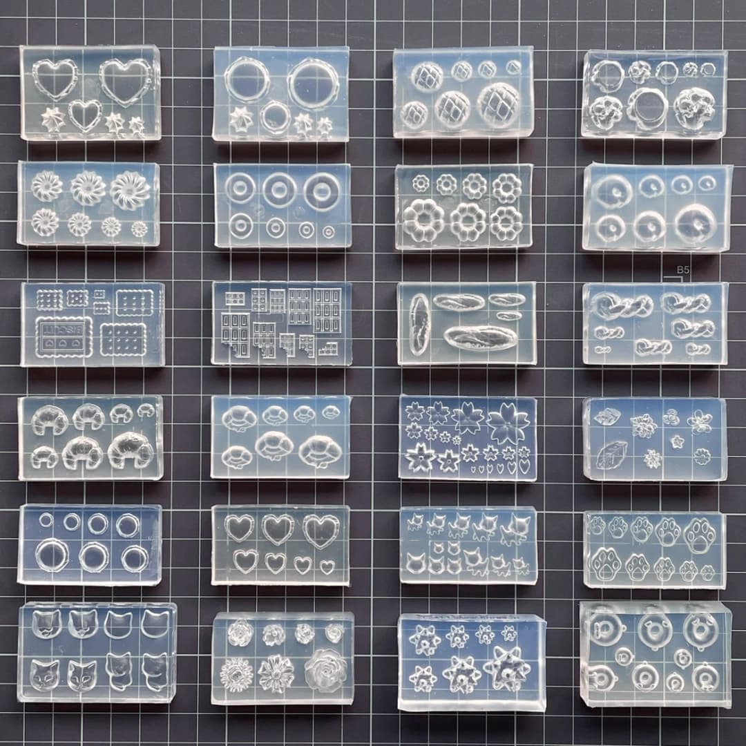 24Patterns   Macaron  Biscuit  Bread Donuts 3D Acrylic Nail Mold Palace Nail Art Decorations  DIY Design Silicone  Nail Art - 6