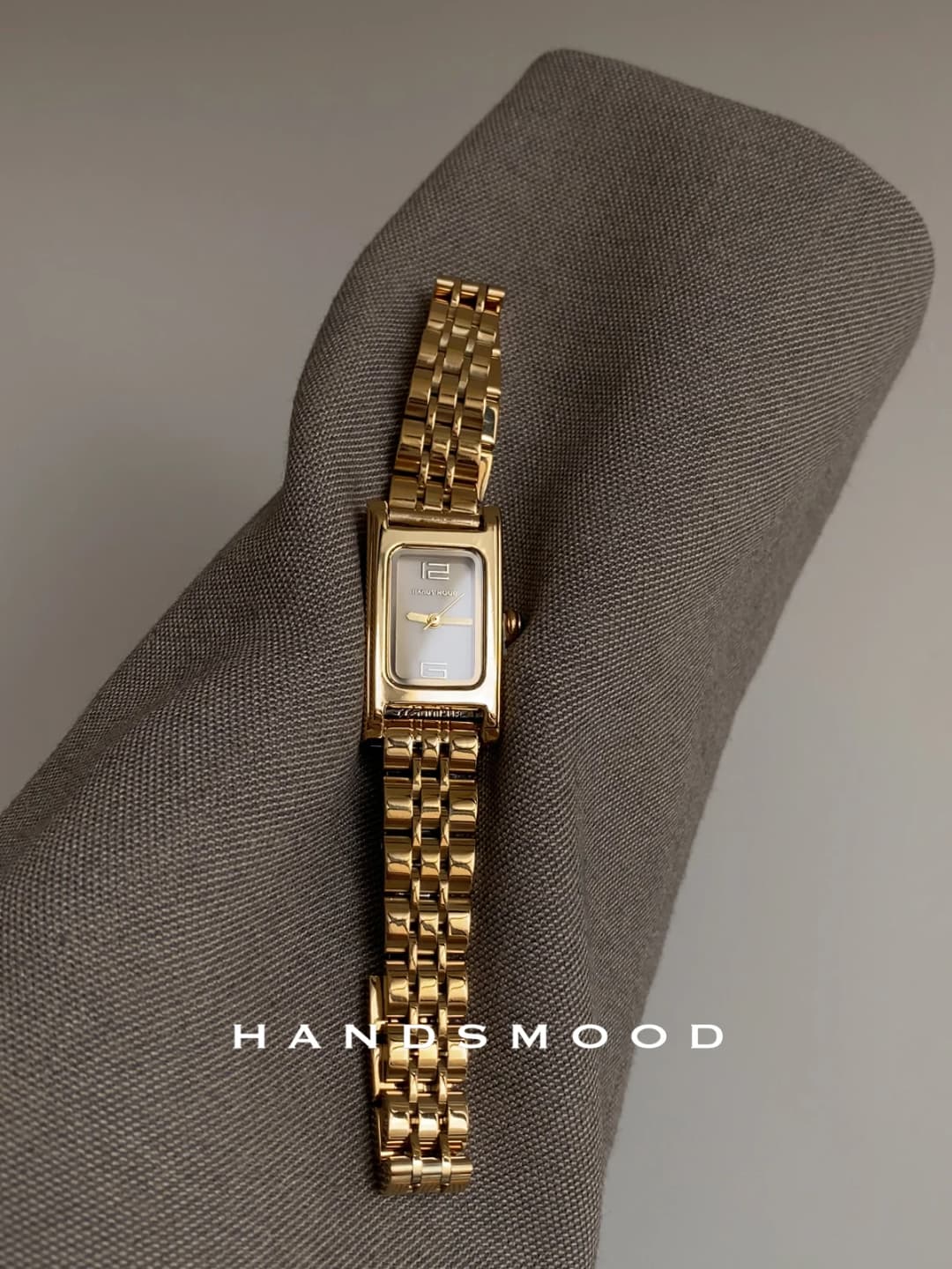 Retro High-End Luxury Gold Watch for Women: Versatile Quartz Timepiece, Vintage-Style Stainless Steel Gift for Women - 5
