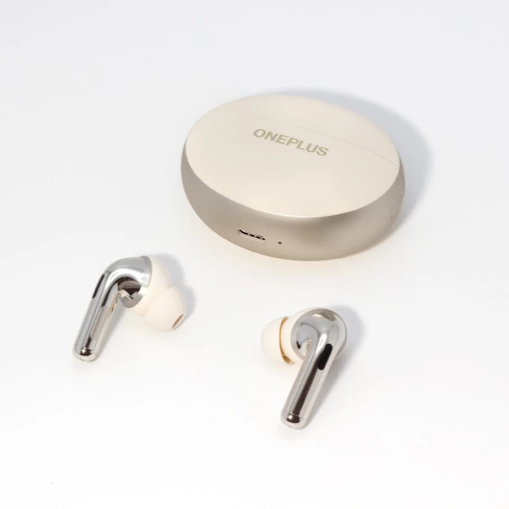 سماعات بلوتوث ترو وايرلس ون بلس بادز برو 3 إصدار عالمي 100% جديدة، إلغاء ضوضاء نشط 50dB، بطارية تدوم 43 ساعة، متوافقة مع ون بلس 12 و12 آر - 6