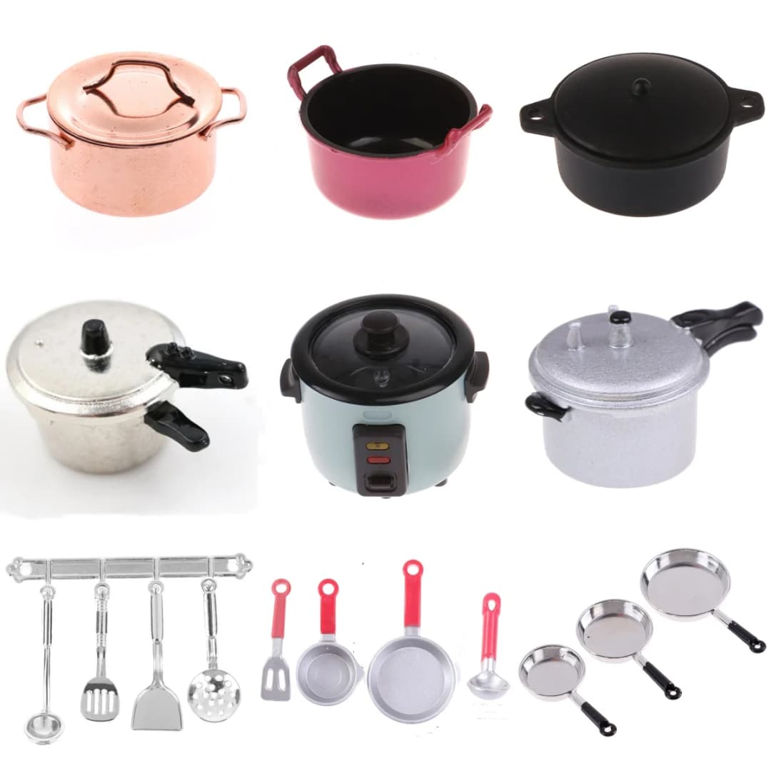 1PC Dollhouse 1/12 Scale Mini Bread Machine With Toast Miniature Dollhouse Kitchen Access Toaster Cute  Home Decoration - 2