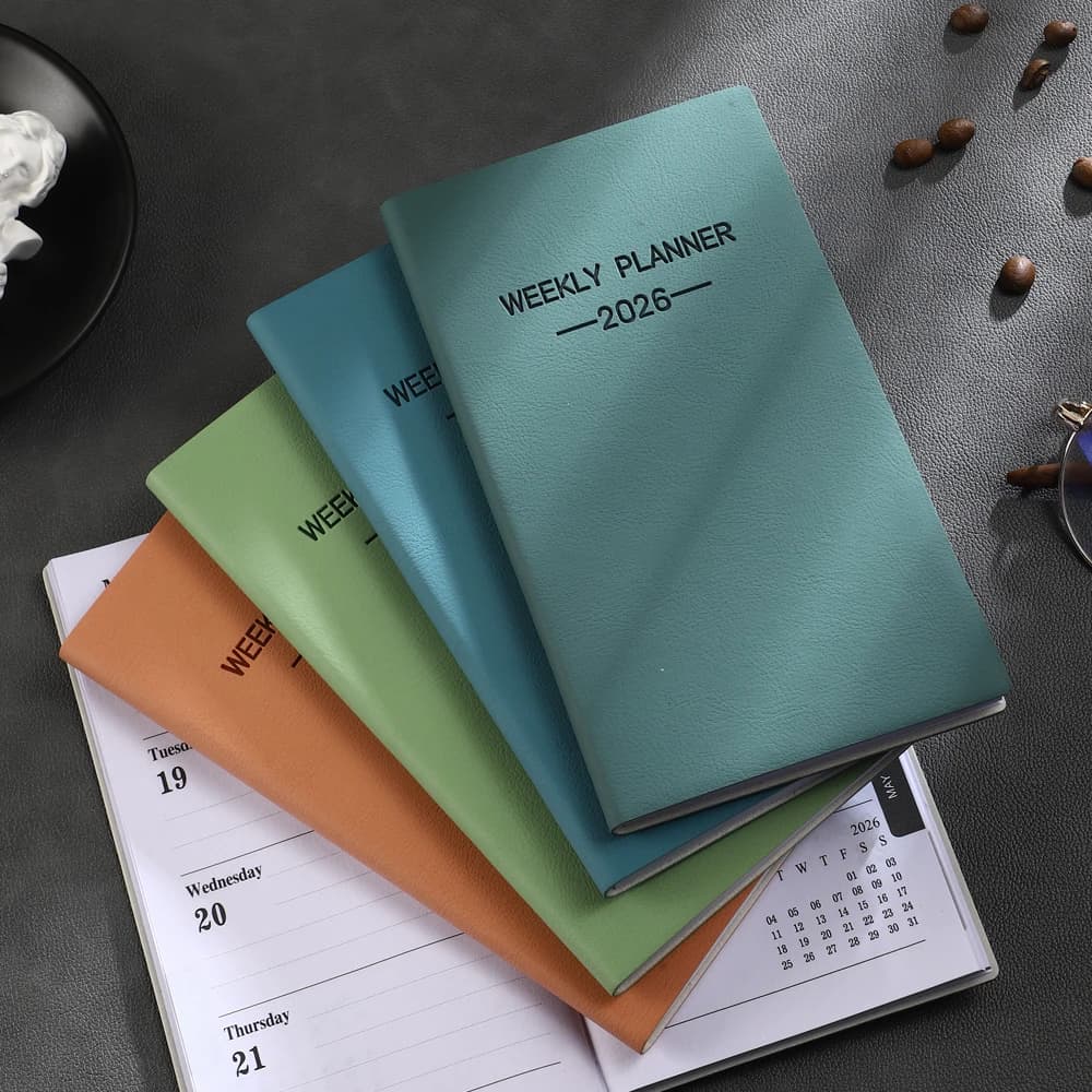 قطعة واحدة مخطط يومي مقاس A6 لعام 2026، تقويم جلدي بلون موراندي، 64 ورقة 128 صفحة كتاب تقويم أسبوعي رقيق