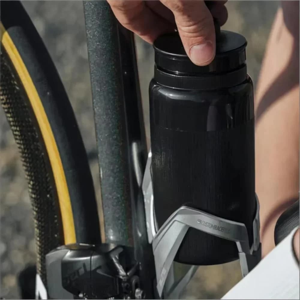 زجاجة مياه للدراجات الهوائية من FLY بسعة 550 مل و750 مل، زجاجة مشروبات رياضية خفيفة الوزن مع صمام دفع وسحب، مناسبة لسباق فرنسا للدراجات - 4