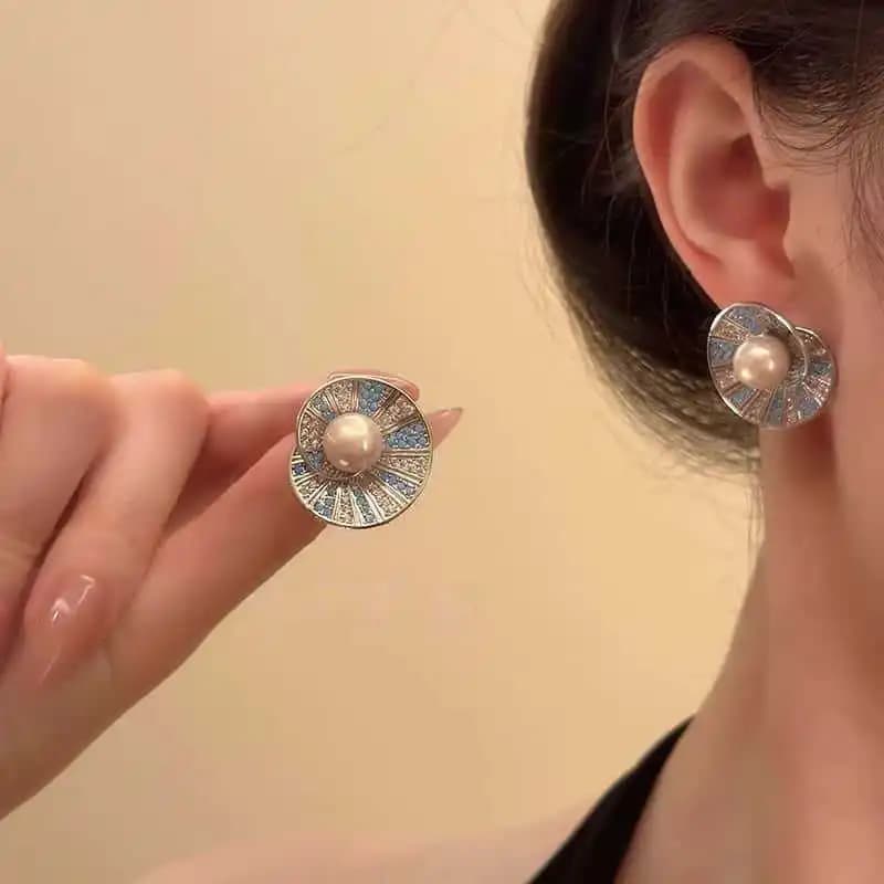 Vintage Elegant Blue Crystal Shell Pearl Conch Shape Stud Earrings for Women Fashion Simple Geometry Round Jewelry Party Gift - 4