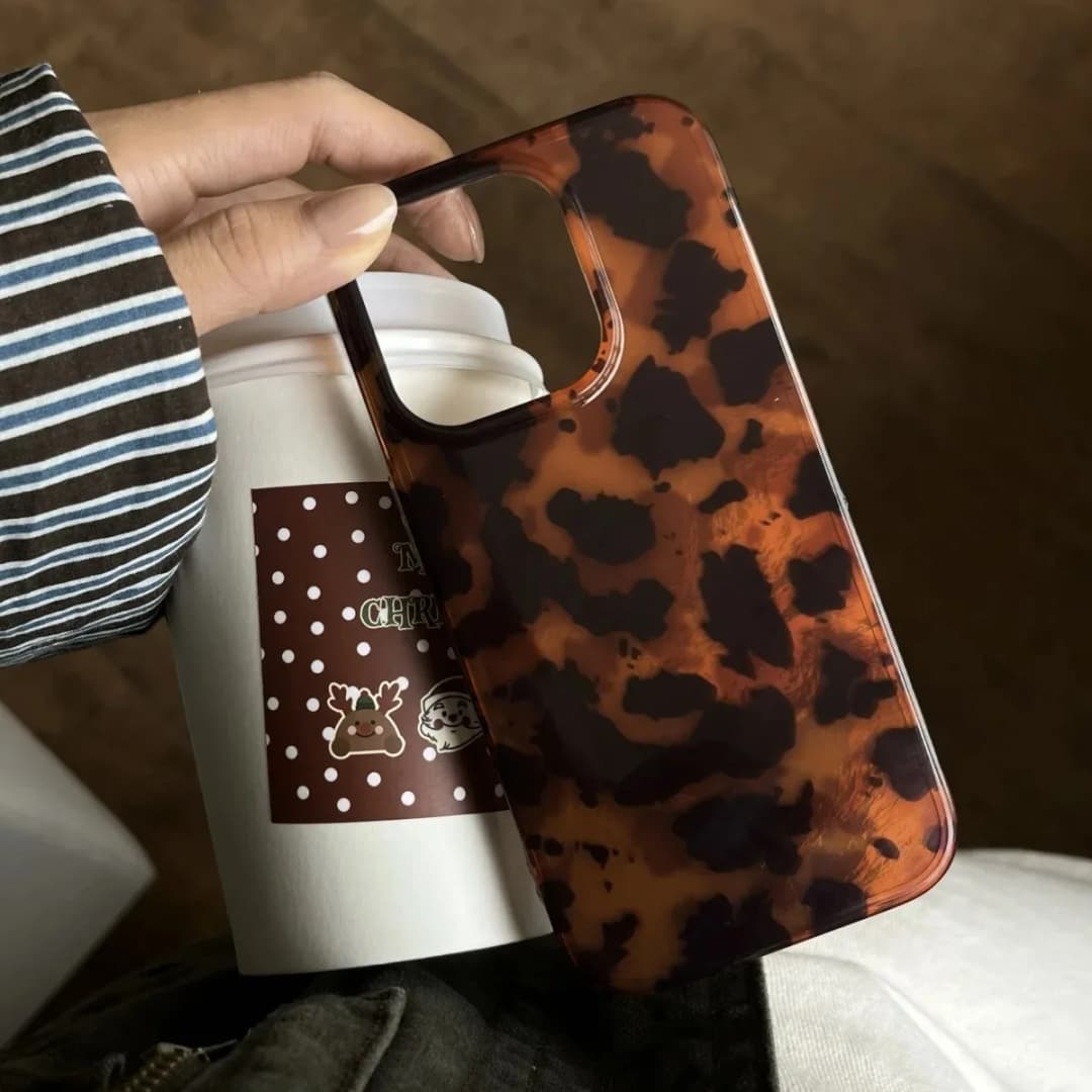 Retro Amber Texture Laser Phone Case For iPhone 17 16 Pro Max 15 14 13 12 11 XS XR 7 8 Plus 16E Stylish Leopard Print Soft Cover - 4