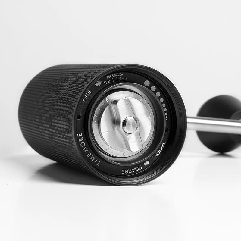 مطحنة قهوة يدوية TIMEMORE Chestnut C3ESP PRO سعة 25 جرام بقلب فولاذي قابل للتعديل مع فرشاة تنظيف - 4