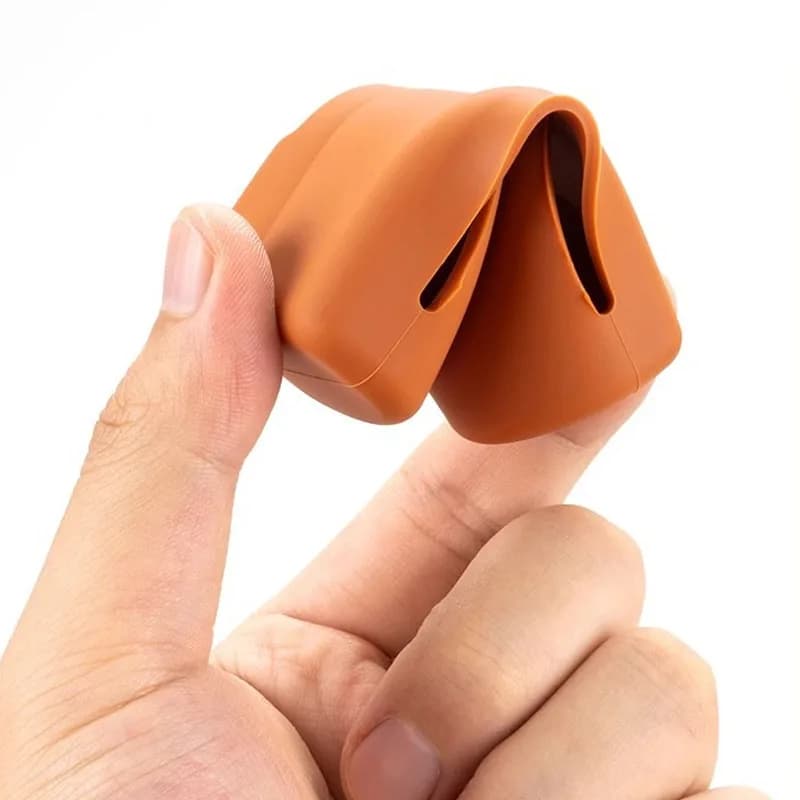 غطاء واقي لمشبك حزام الأمان للسيارة قطعتان من السيليكون الناعم حماية من الاصطدام والخدوش - 3