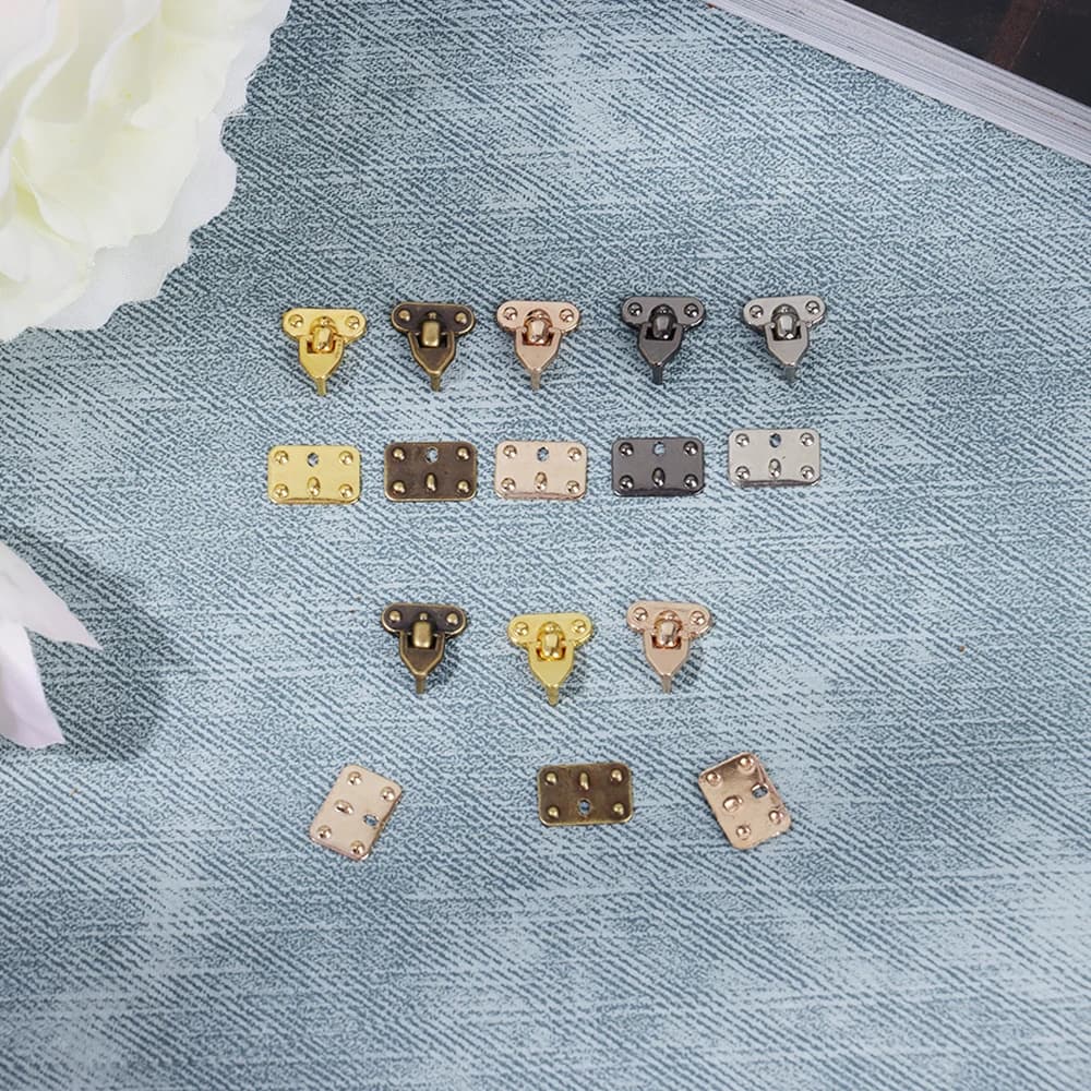 4 قطعة/المجموعة البسيطة المعادن الحرف DIY دليل دمية أكياس حقيبة مربع أجزاء حالة الزاوية حامي الأمتعة جذع اقفال الصناديق اكسسوارات - 3