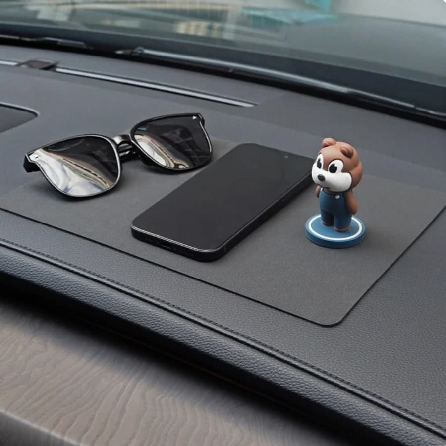 Universal Car Dashboard Non Slip Grip Sticky Pad Phone Holder Mat Anti-skid Silicone Mat Car Mat Car Interior Accessories