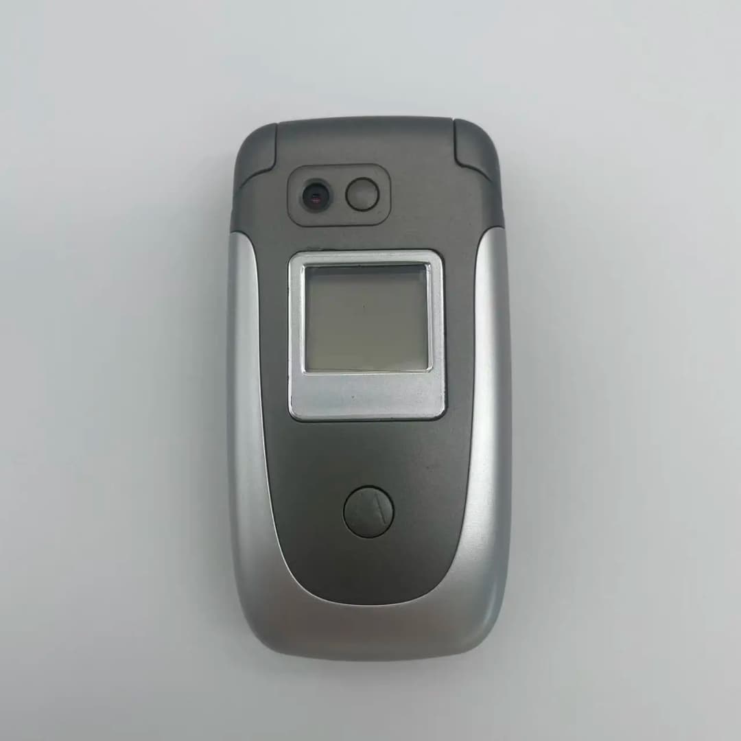 Refurbished Motorola V360 Original V360 Detachable Battery 810mAh 0.3MP Cell Phone Wholesale Free shipping - 6