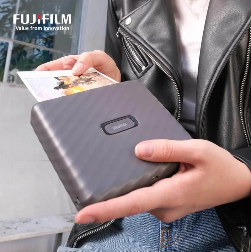 طابعة Fuji Instax Link WIDE، طابعة صور للهواتف المحمولة بتنسيق واسع، مع ورق صور Fujifilm Instax Wide اختياري مقاس 5 بوصات - 2