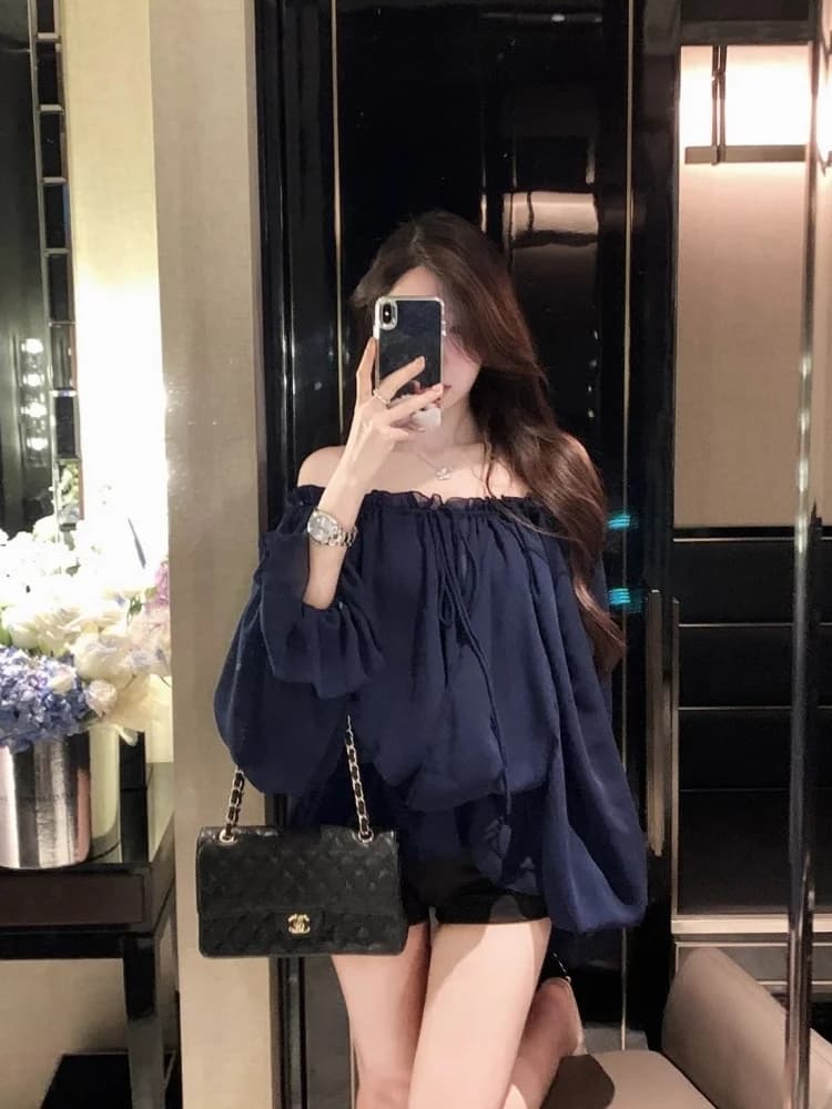 قميص شيفون أبيض بكتف واحد وأكمام طويلة للنساء، قميص صيفي فاخر، قميص أنيق وفريد، قميص على الطراز الفرنسي فضفاض - 2