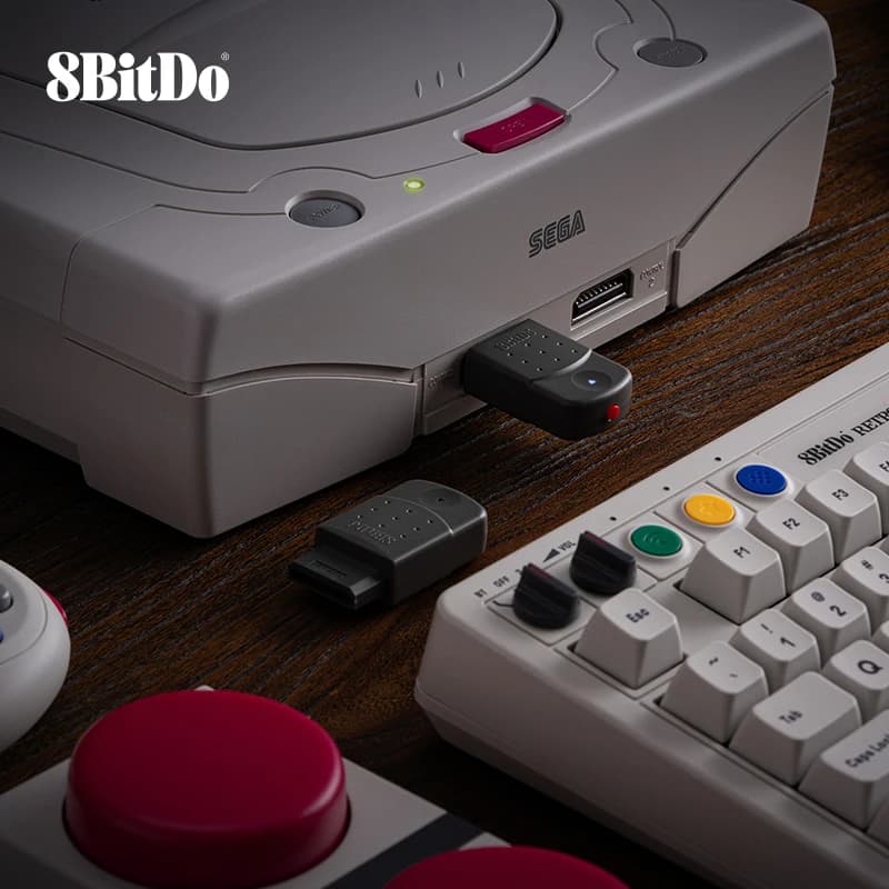 محول 8BitDo Retro Receiver لـ Saturn، Windows 11/ 12، متوافق مع Xbox Series، Xbox One، Switch Pro، وحدة تحكم PS5، PS4 - 4