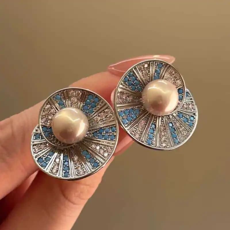 Vintage Elegant Blue Crystal Shell Pearl Conch Shape Stud Earrings for Women Fashion Simple Geometry Round Jewelry Party Gift